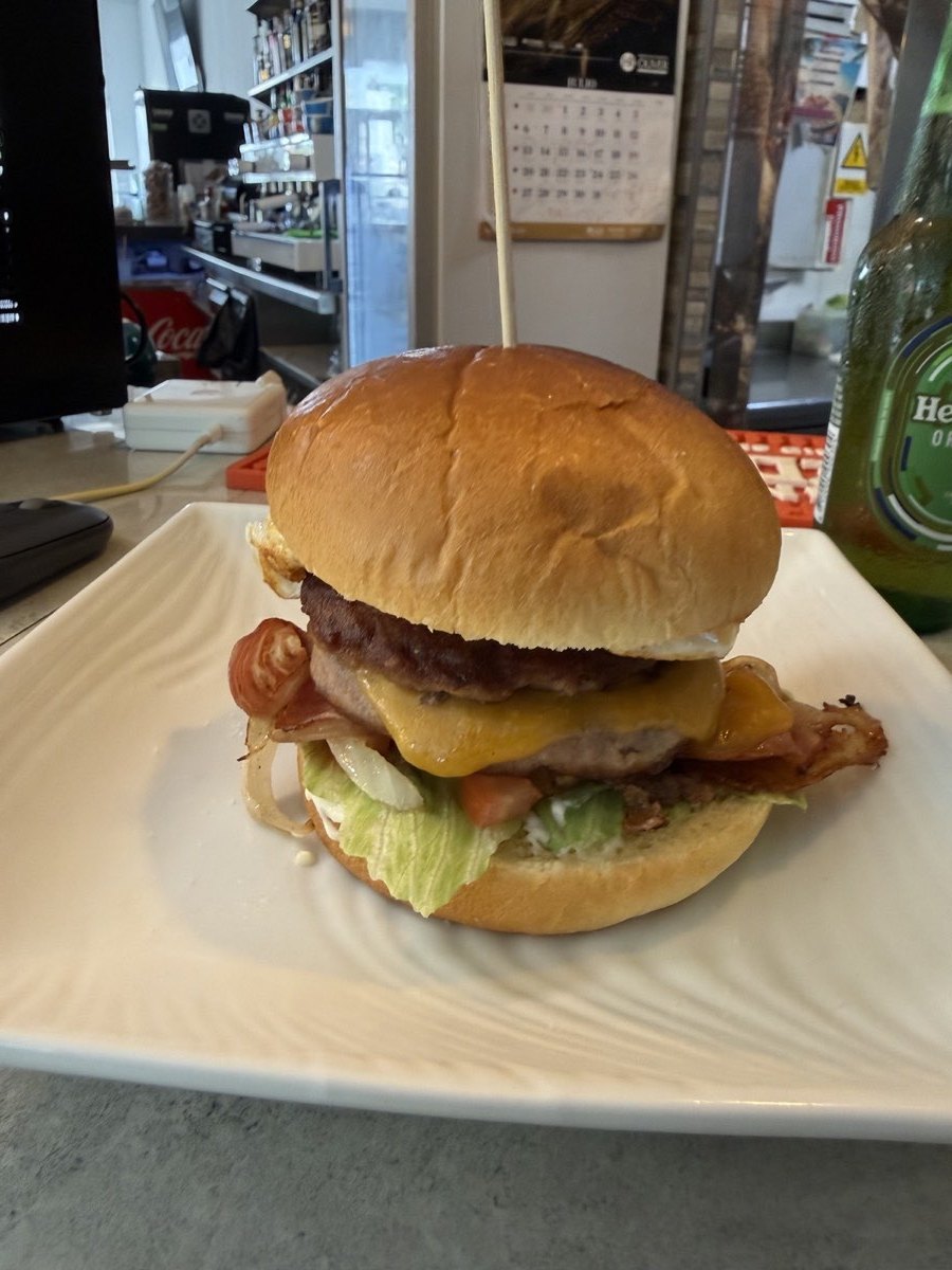 Hamburguesa de la casa